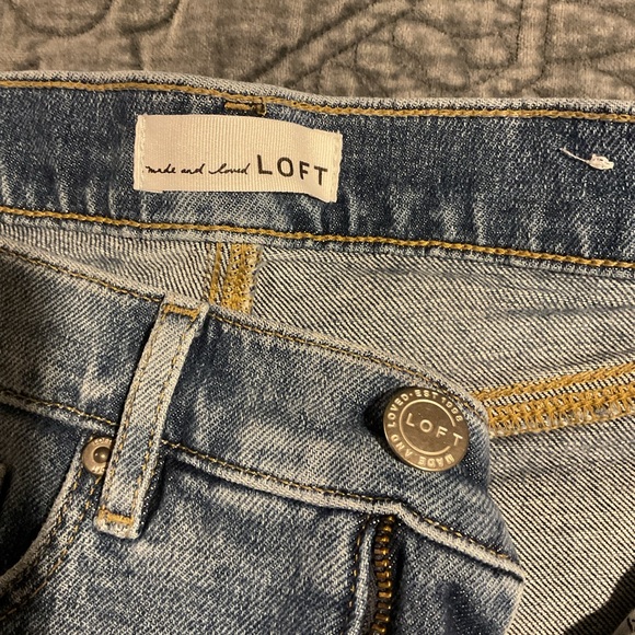 LOFT High Waisted Crop Straight Leg Jean. Size 4/27 - Picture 6 of 8